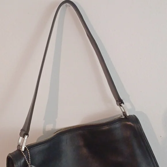 Vintage Black Coach Shoulder bag - Picture 2 of 16